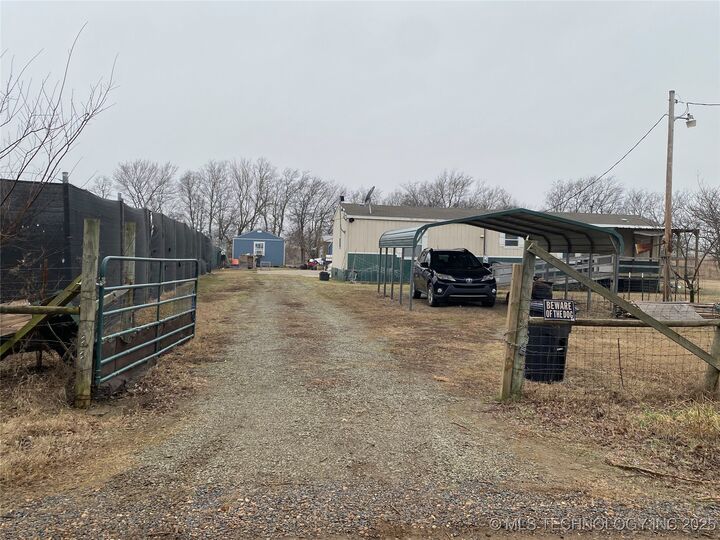 Property Photo:  13207 S 184th Street  OK 74428 