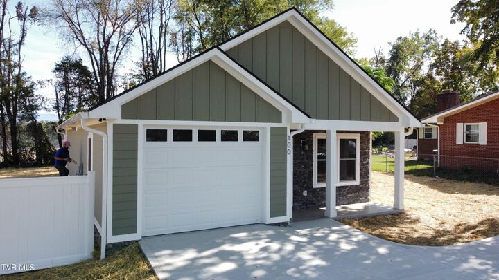 Property Photo: 100 Virginia Drive Drive TN 37745