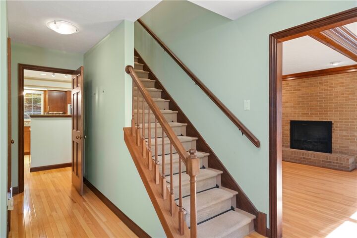 Property Photo:  104 Great Oaks Dr  PA 15108 