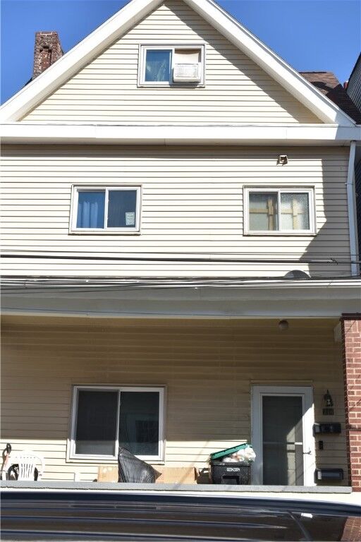 Property Photo: 214 11th St 1 PA 15215