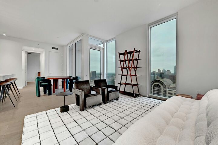 Property Photo: 313 W 17th Street 2306 TX 78701