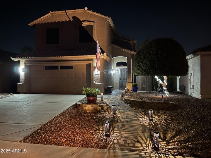 Property Photo:  4718 E Silverwood Drive  AZ 85048 