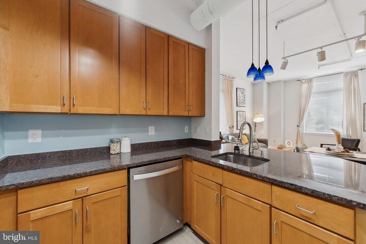 Property Photo: 4490 Market Commons Drive 202 VA 22033