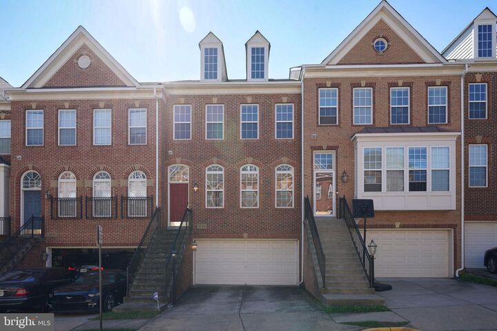 Property Photo:  5685 Faircloth Court  VA 20120 