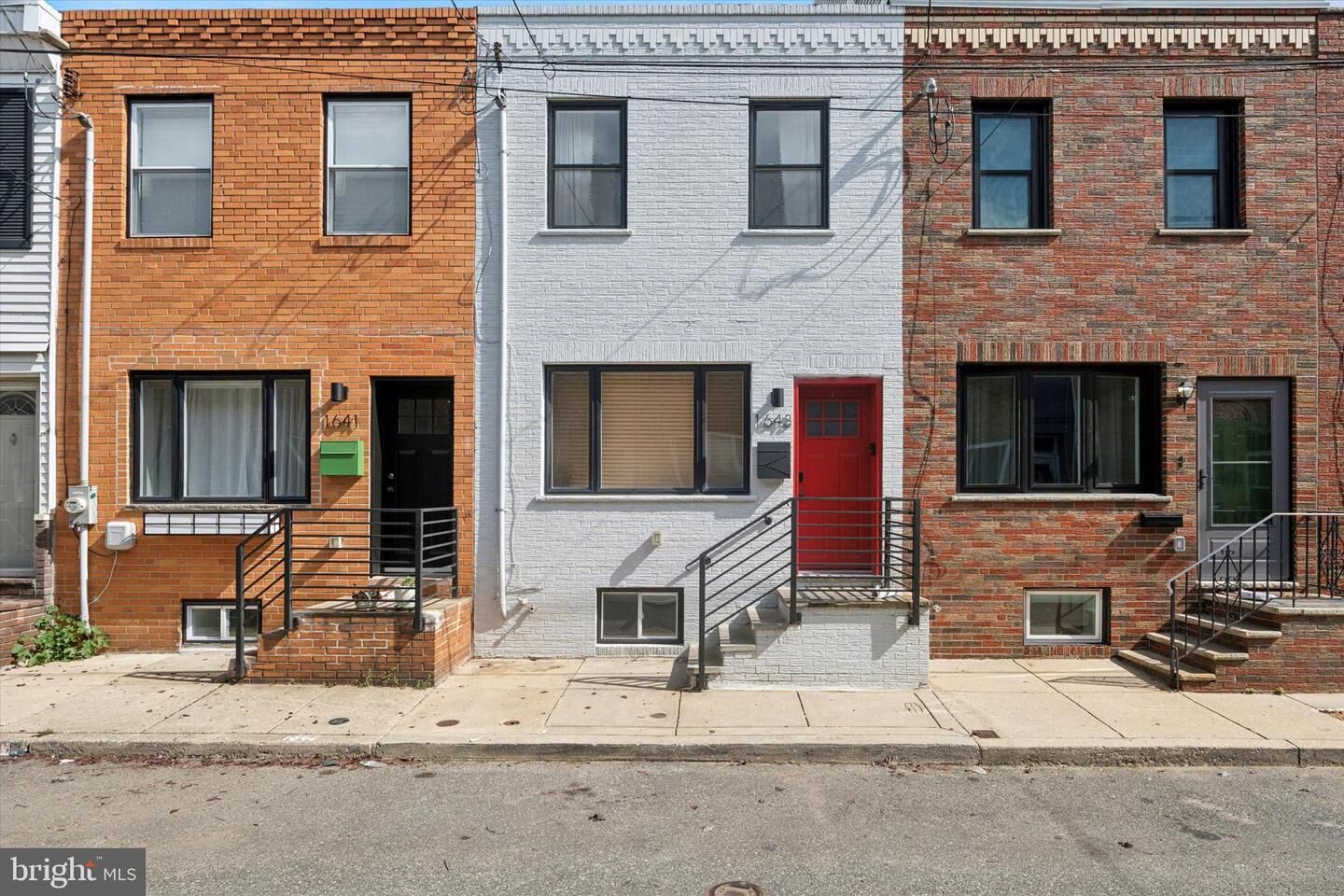 Property Photo:  1643 S Iseminger Street  PA 19148 