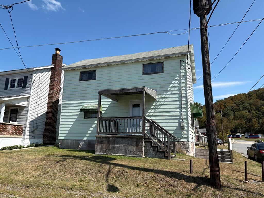 Property Photo:  638 Stewart Street  PA 15921