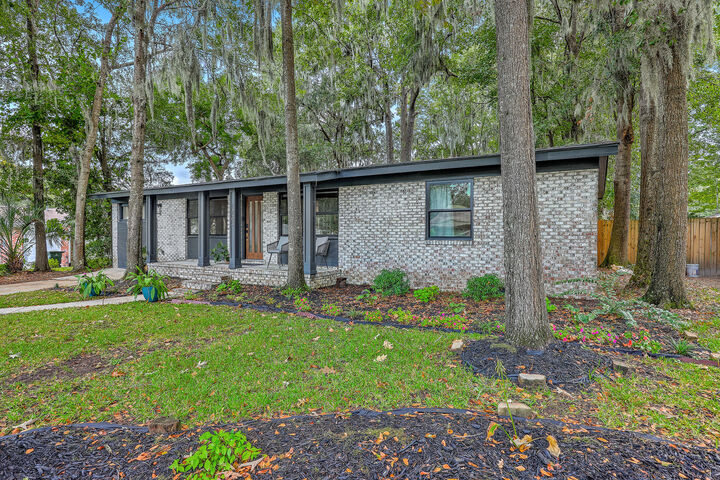 1203 Valley Drive  Hanahan SC 29410 photo