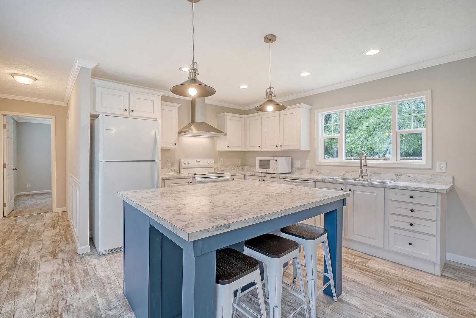 Property Photo:  12041 Old Number Six Highway  SC 29048