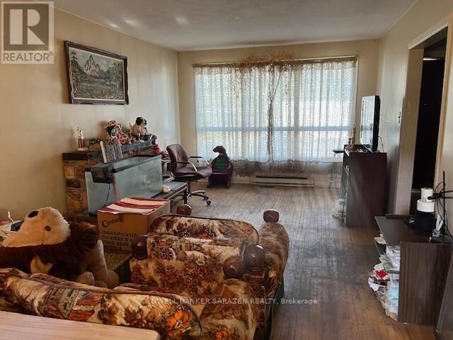 Property Photo:  1274 Woodroffe Avenue  ON K2C 2T6