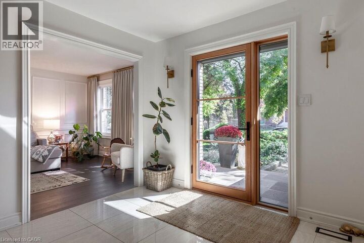 Property Photo:  318 Lloyminn Avenue  ON L9G 3X4 