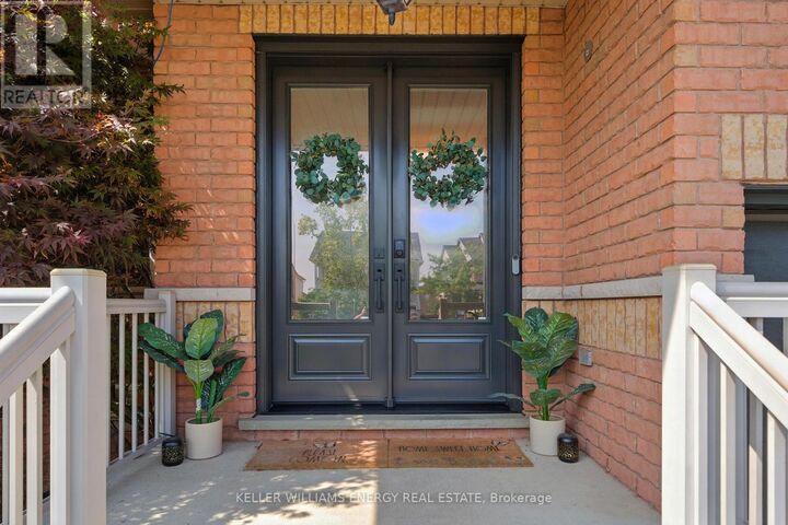Property Photo:  26 Kersey Crescent  ON L1E 0A5 