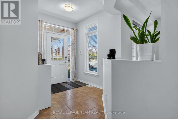 Property Photo:  347 Tucana Way  ON K2J 0Z8 