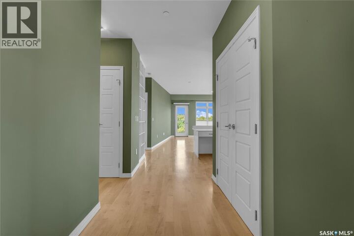 Property Photo:  501 922 Broadway Avenue  SK S7N 1B7 