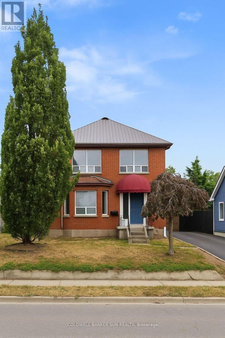 220 Bloor Street West  Oshawa (Lakeview) ON L1J 1P8 photo