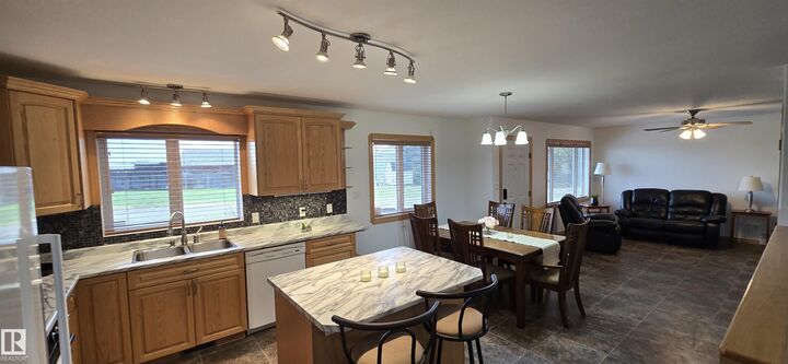 Property Photo:  15205 Twp 522  AB T9C 1S6 