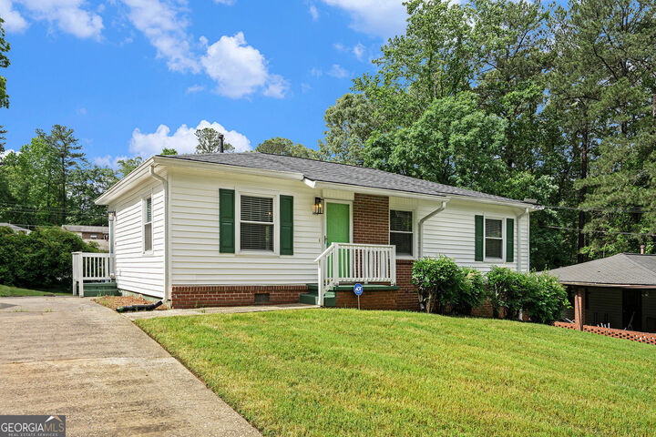 Property Photo: 3650 Croft Place NW GA 30331
