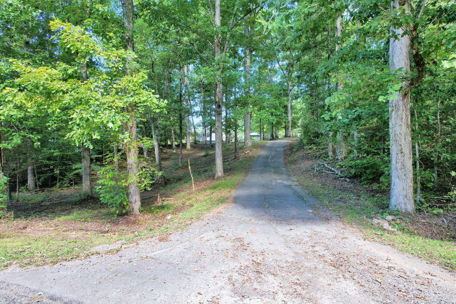 Property Photo: 187 County Road 860 TN 37325