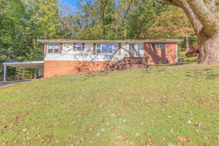 9851 Millsaps Street  Soddy Daisy TN 37379 photo