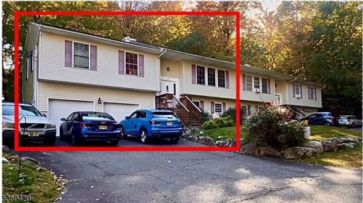 Property Photo:  3 Undercliff Lane  NJ 07035 