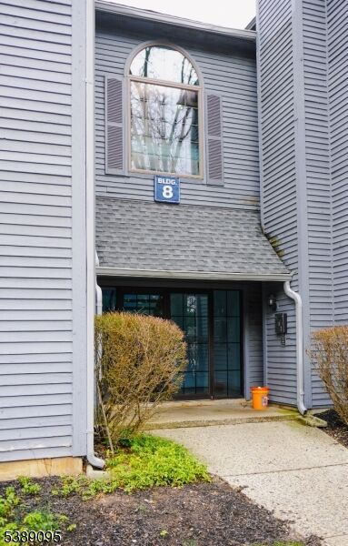 Property Photo:  809 Woodhaven Dr  NJ 08817 