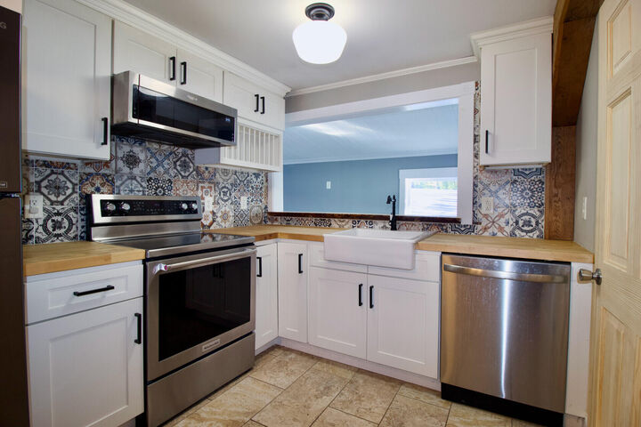Property Photo:  12530 Midland Trail, W  WV 24931 
