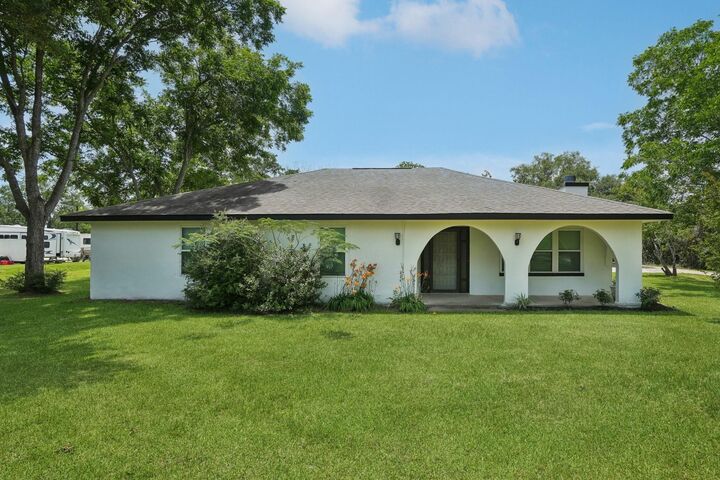 Property Photo:  8412 Avenue L  TX 77510 