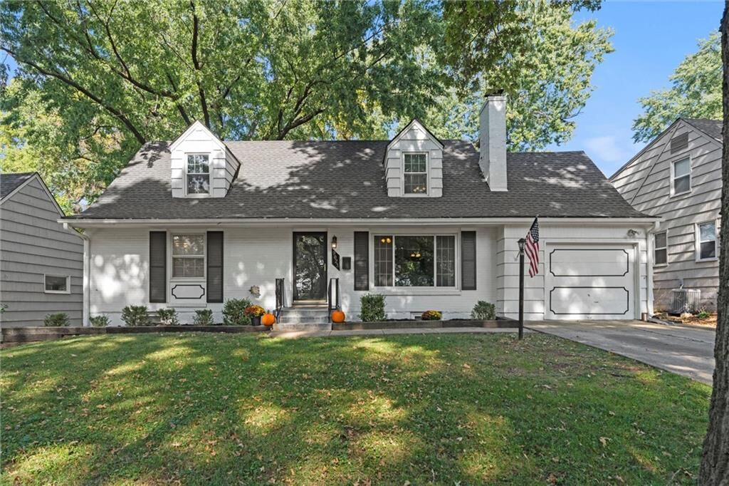 Property Photo:  9023 Holly Street  MO 64114 