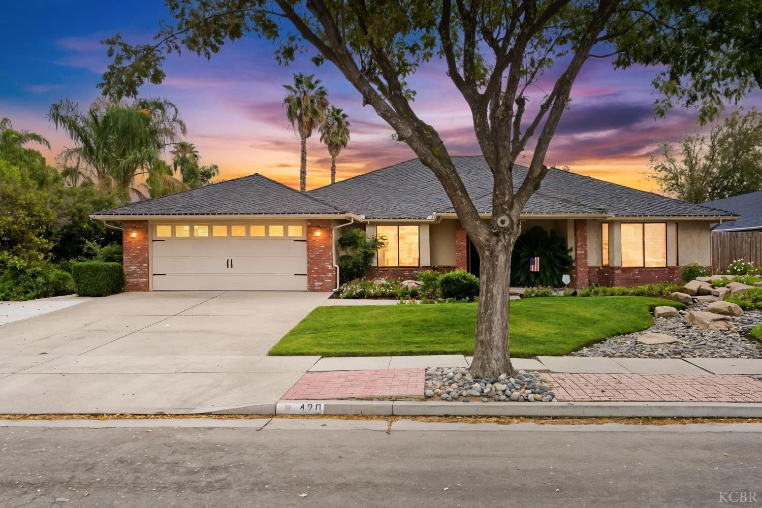 Property Photo: 420 Fairview Drive CA 93245