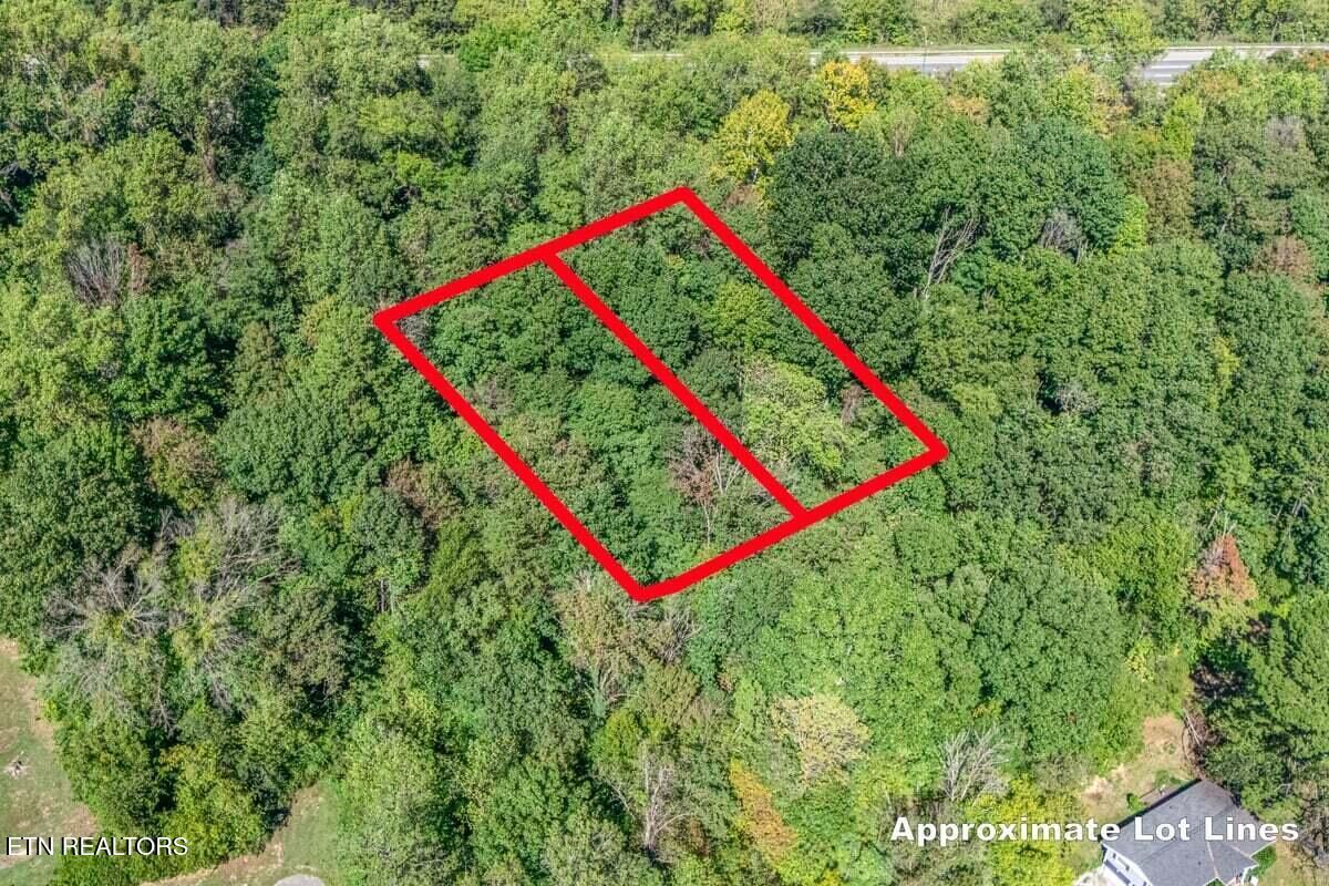 Property Photo:  0 Comanche Drive  TN 37914 