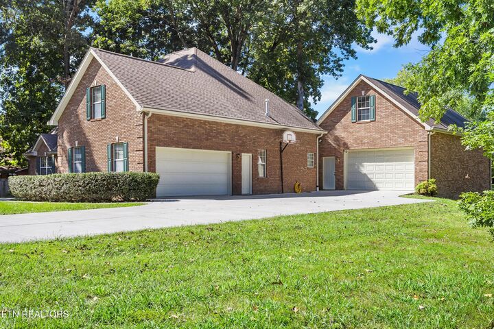 Property Photo:  7128 Royal Springs Blvd  TN 37918 
