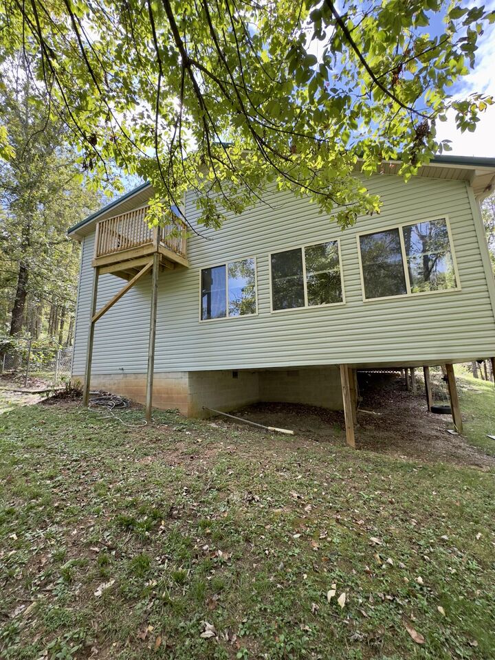 Property Photo: 112 Byrd Lane KY 42633