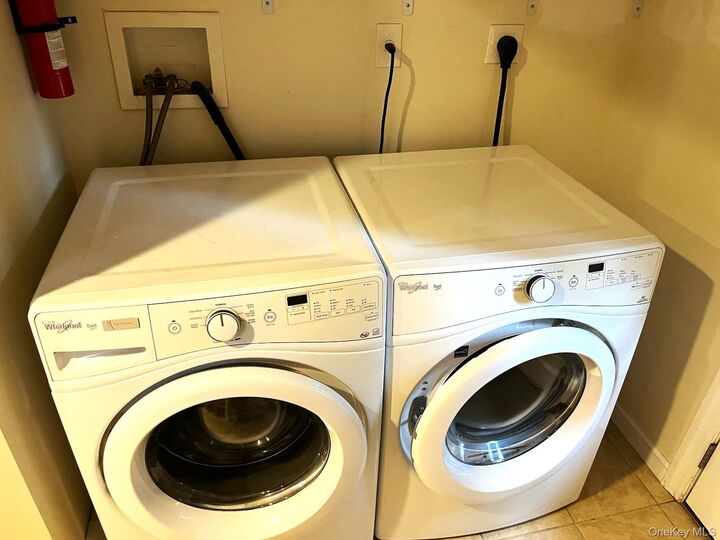 Property Photo:  196 Beaver Drive  NY 11951 