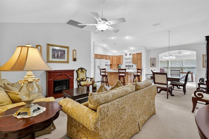 Property Photo:  2123 Heather Hill Loop  FL 32162 