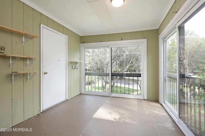 Property Photo:  7 Lexington Court  NJ 07701 