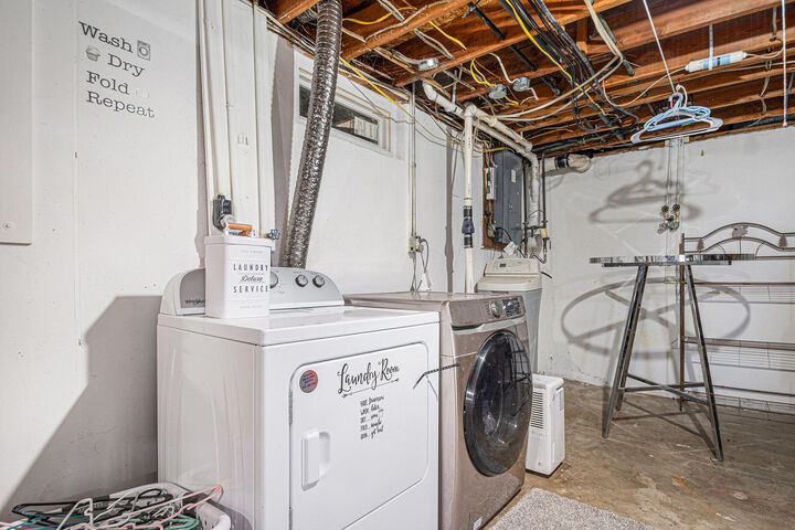 Property Photo: 1030 Joliet Drive MI 49120