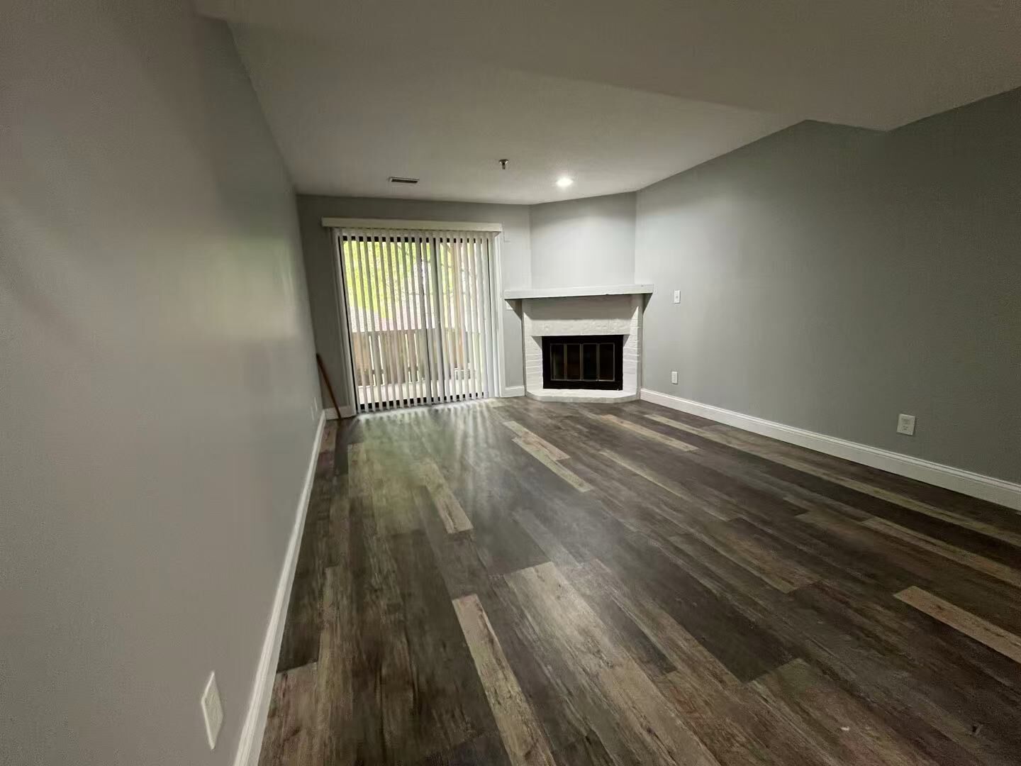 Property Photo: 1360 Brook Street D IL 60174