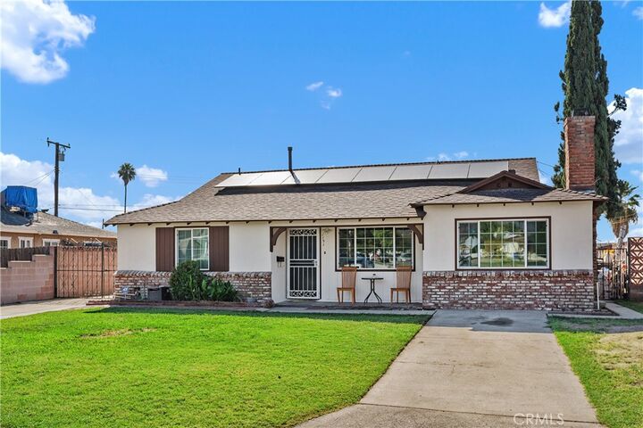 Property Photo:  1151 E 33rd  CA 92404 