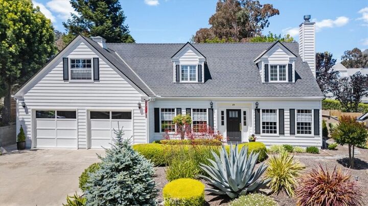 Property Photo:  89 Palomar Avenue  CA 93405 