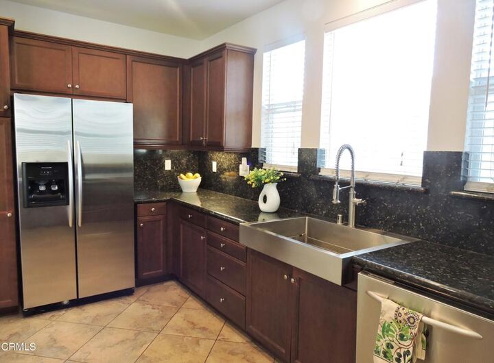 Property Photo:  1492 Via Bonito  CA 93012 