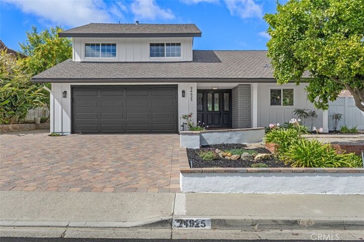Property Photo:  24625 Los Serranos Drive  CA 92677 