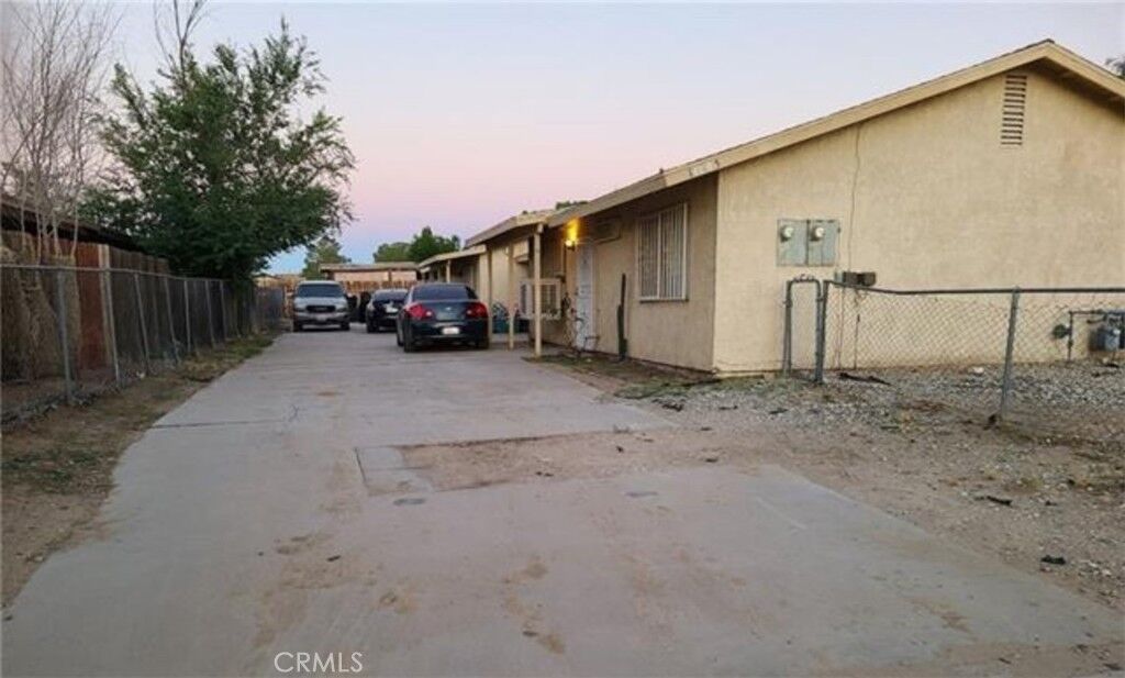 Property Photo: 18605 New Hampshire A CA 92301