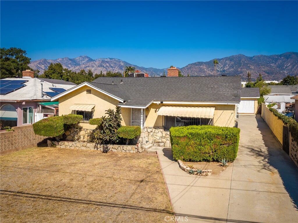 Property Photo:  207 Los Angeles Avenue  CA 91016 