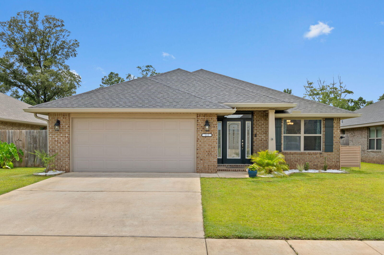 Property Photo:  112 Ridgeway Circle  FL 32536