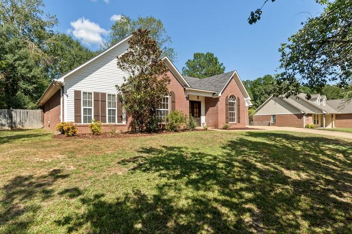 Property Photo: 33 Cr224 MS 38655