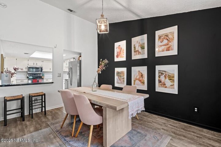 Property Photo:  9709 Fawn Brook Circle N  FL 32256 