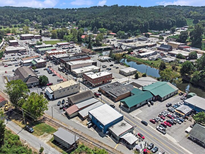 Property Photo:  177 Main Street  TN 37317 