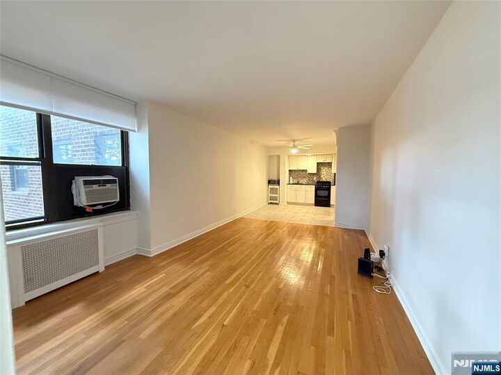 Property Photo: 410 Park Place 1D NJ 07024