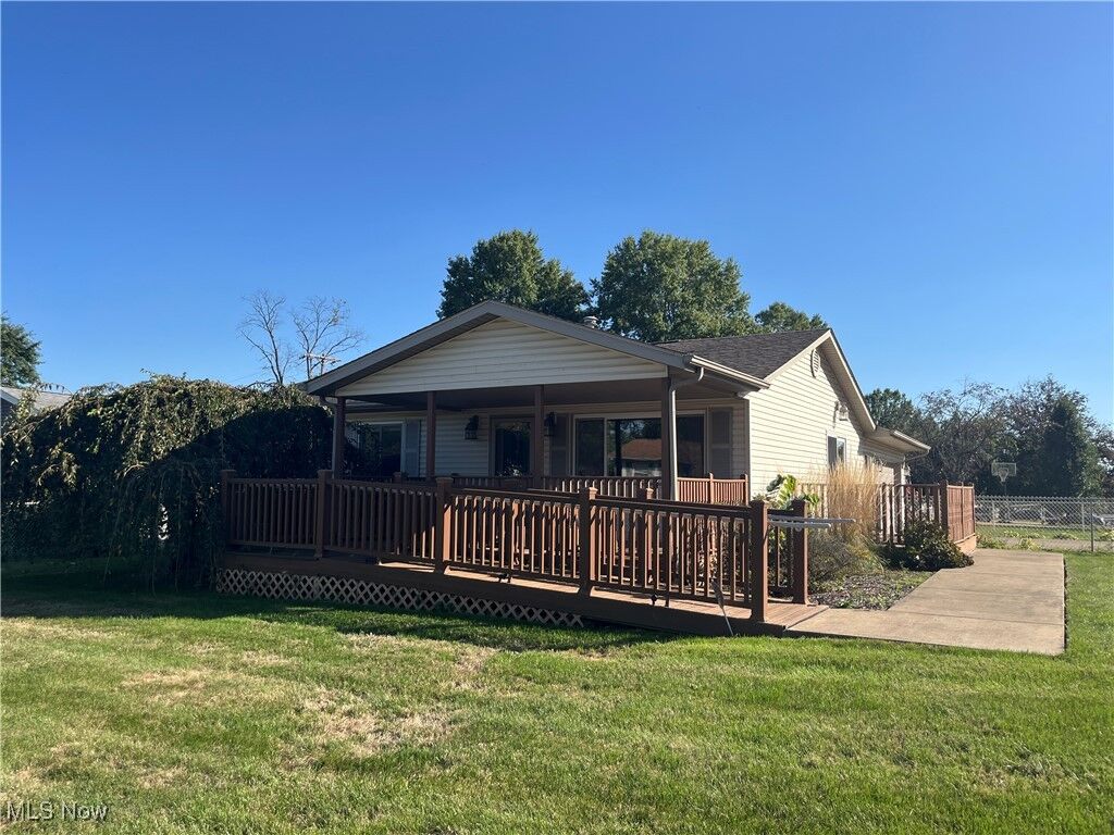 Property Photo: 3103 Wattova Road NW OH 44646