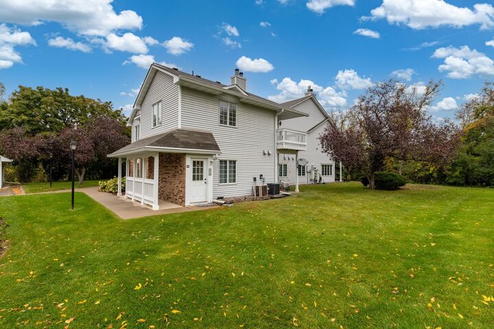 Property Photo: 3557 Blue Jay Way 200 MN 55123