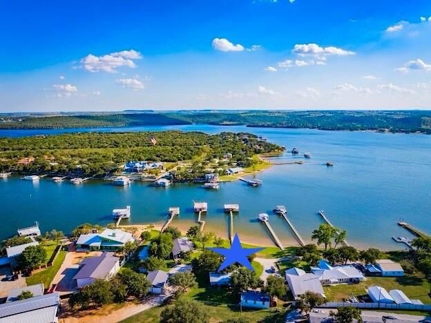 Property Photo: 4713 Fox Hollow Road TX 76450